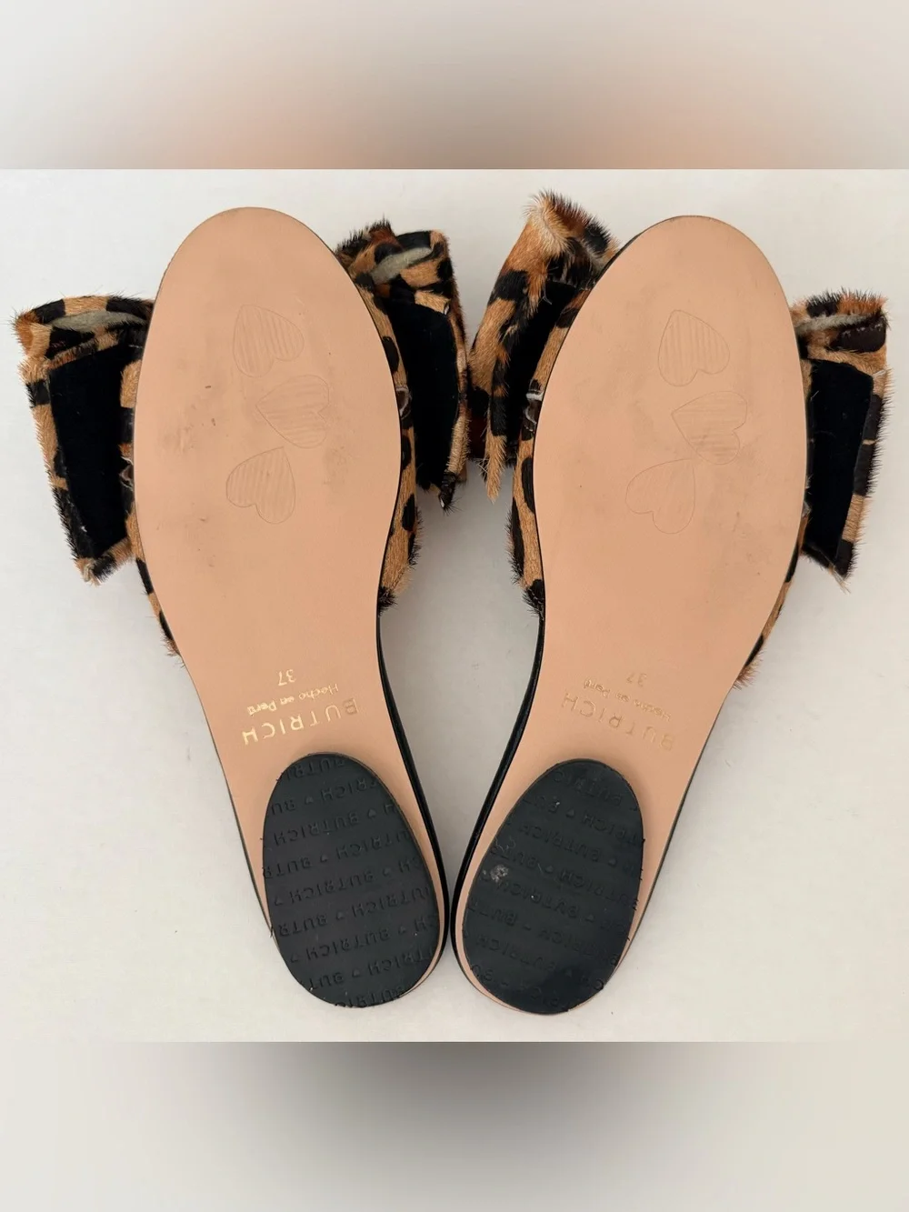 Butrich Leopard Bow Slide Sandals - Black/Tan